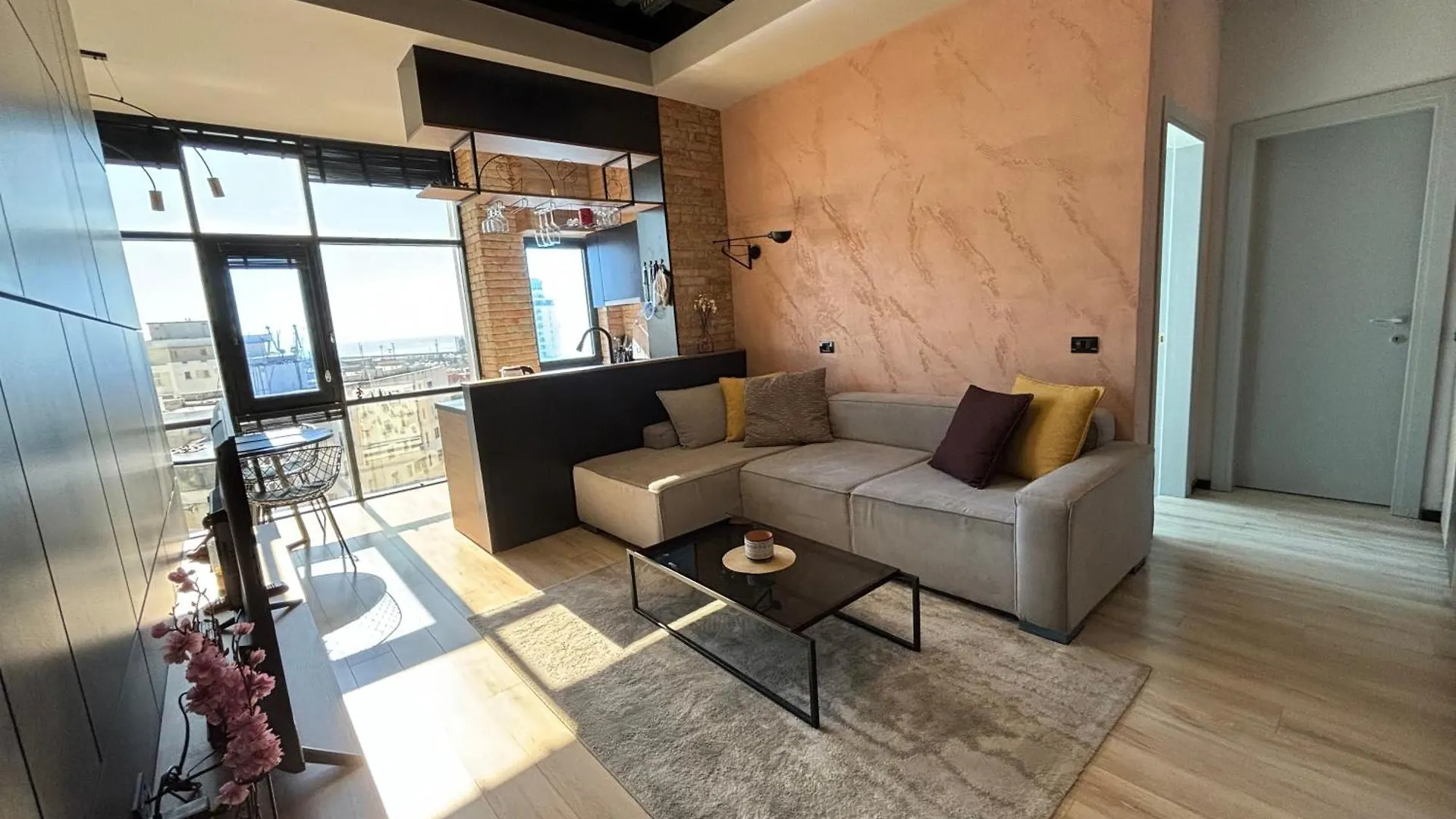Apartment City-Center-Concept Apartment/B Durres Albania