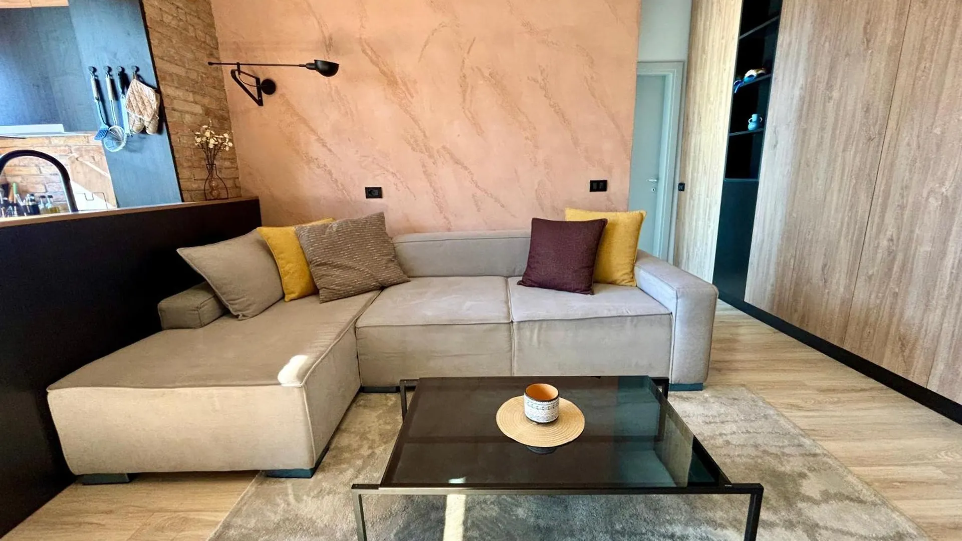 City-Center-Concept Apartment/B Durres